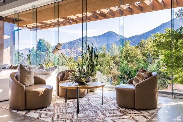 3826 E Thousand Oaks Cir, Salt Lake City, UT 84124 - building lobby featuring a mountain view