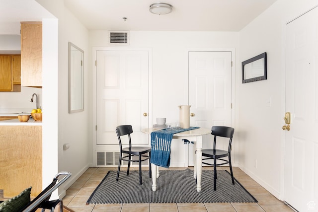 525 S 900 E Unit C1, Salt Lake City, UT 84102 - dining area featuring light tile patterned floors, visible vents, and baseboards