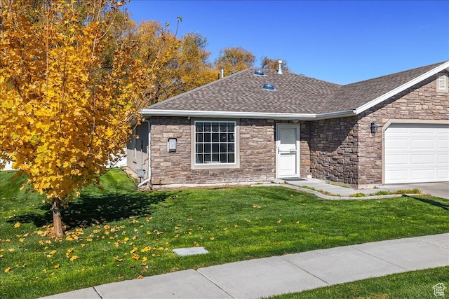 275 W 60 S, Hyde Park, UT 84318 - ranch-style house with roof with shingles, an attached garage, and a front lawn