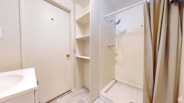 1120 Bulloch Cir, Cedar City, UT 84721 - full bathroom with vanity and a shower with curtain