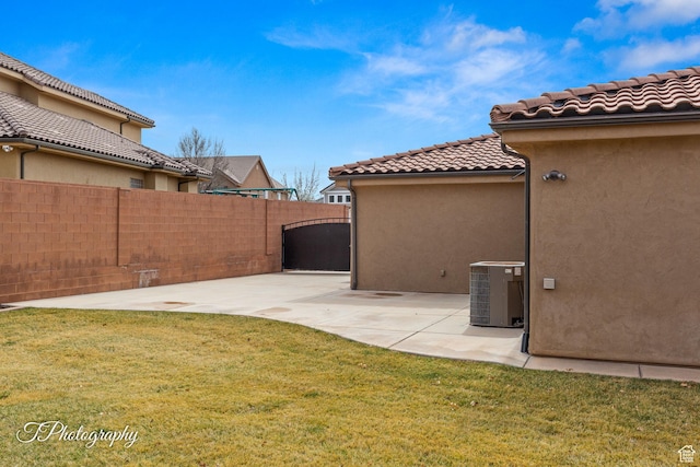 2275 E Rustic Dr, St George, UT 84790 - view of yard with a patio area, fence, and central air condition unit