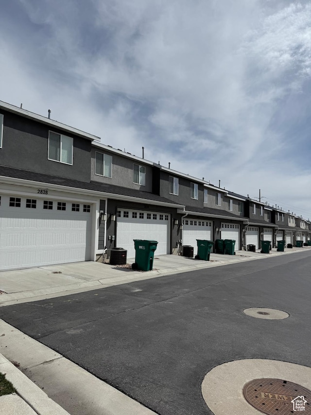 2810 N Fighting Falcon St, Layton, UT 84040 - view of front facade featuring central AC unit