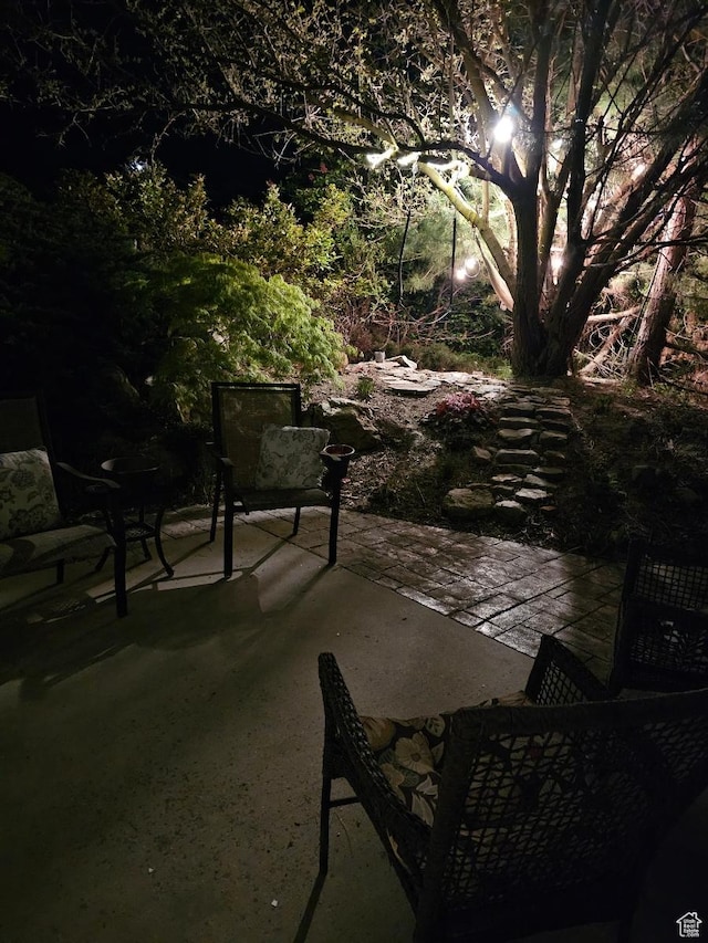 654 E 3225 N, North Ogden, UT 84414 - surrounding community with a patio