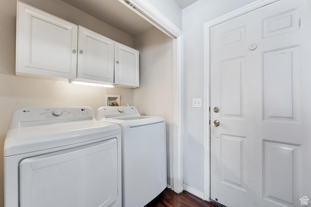 74 E Horizon Ave S, Heber City, UT 84032 - laundry area featuring dark wood-style floors, washing machine and dryer, and cabinet space