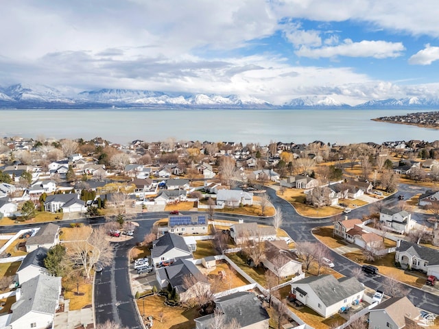 75 E Redwing Ct, Saratoga Springs, UT 84045 - bird's eye view featuring a residential view and a water view