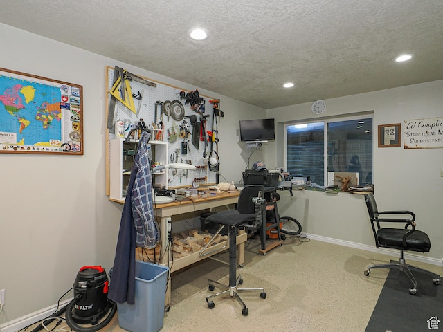121 E Amber Rd, Saratoga Springs, UT 84045 - office area featuring a textured ceiling, recessed lighting, and baseboards
