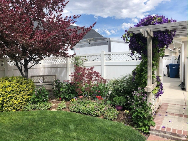 121 E Amber Rd, Saratoga Springs, UT 84045 - view of yard featuring fence