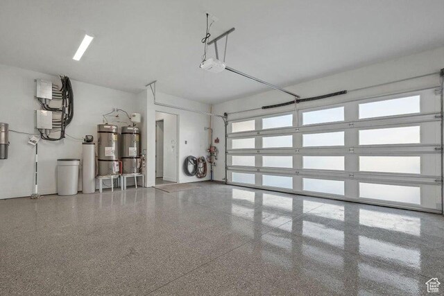 1478 W Torrey Rd, Hurricane, UT 84737 - garage featuring a garage door opener