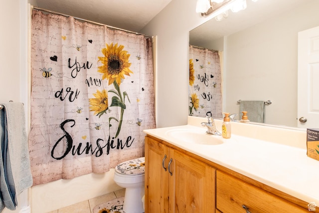 1027 S 920 W, Hurricane, UT 84737 - full bathroom featuring toilet, tile patterned flooring, shower / tub combo with curtain, and vanity