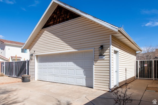 1027 S 920 W, Hurricane, UT 84737 - garage with fence