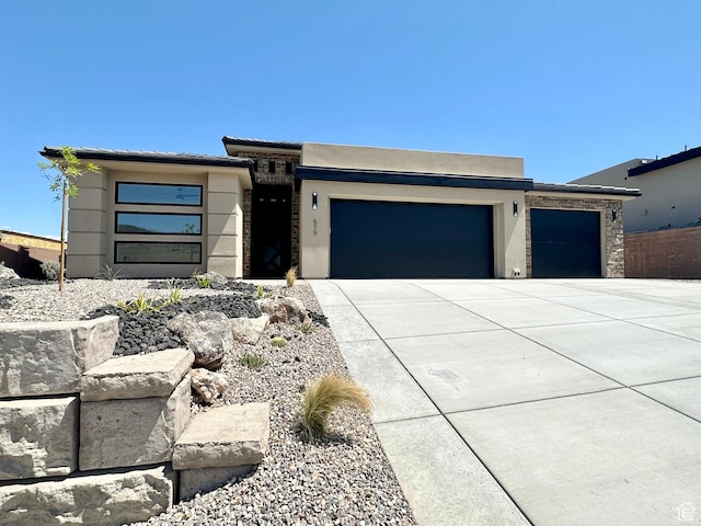 579 S 1800 W, Hurricane, UT 84737 - prairie-style home with an attached garage, driveway, and stucco siding