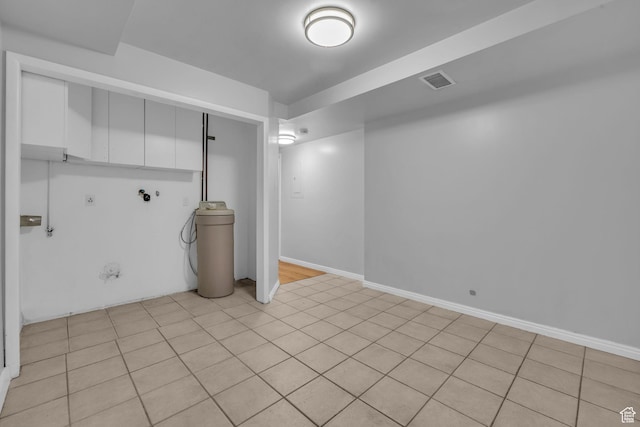 laundry room with laundry area, baseboards, visible vents, gas dryer hookup, and washer hookup