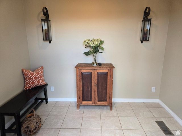 interior space featuring visible vents and baseboards