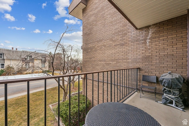 balcony with a grill