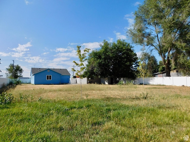 1660 W 700 S, Marriott Slaterville, UT 84404 - view of yard with fence