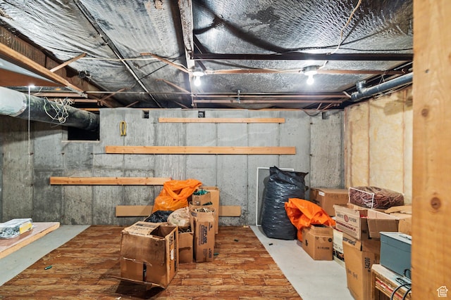 view of unfinished basement