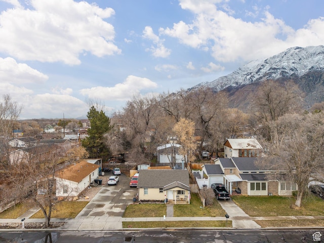 330 W 100 S, Springville, UT 84663 - drone / aerial view with a residential view and a mountain view
