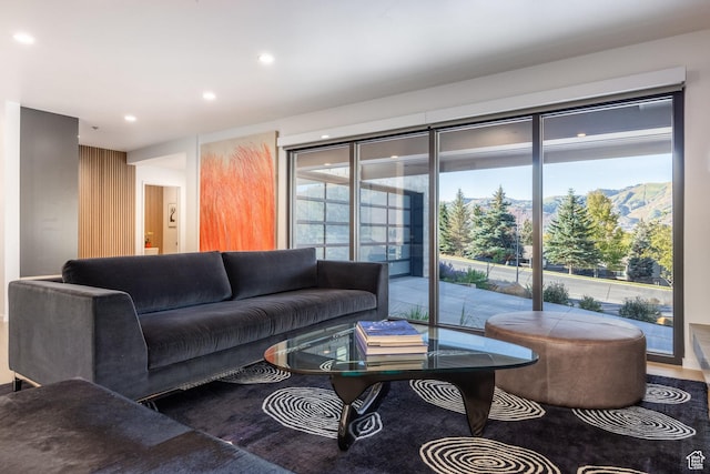 2559 Lupine Ln, Park City, UT 84060 - living room featuring recessed lighting