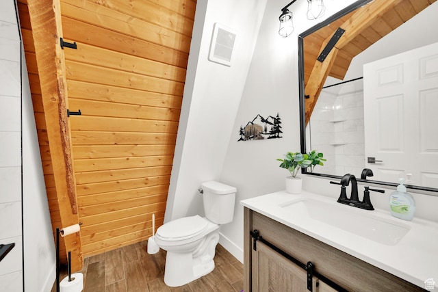 2821 S Deer Run Rd Unit 1011C, Heber City, UT 84032 - bathroom with visible vents, baseboards, toilet, wood finished floors, and vanity