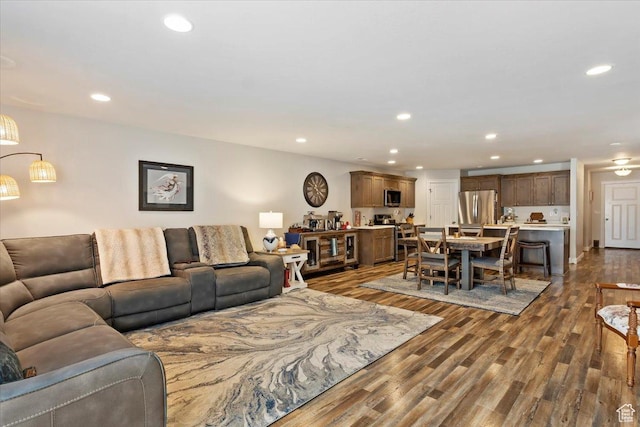 544 Hyde Park Ln, Kaysville, UT 84037