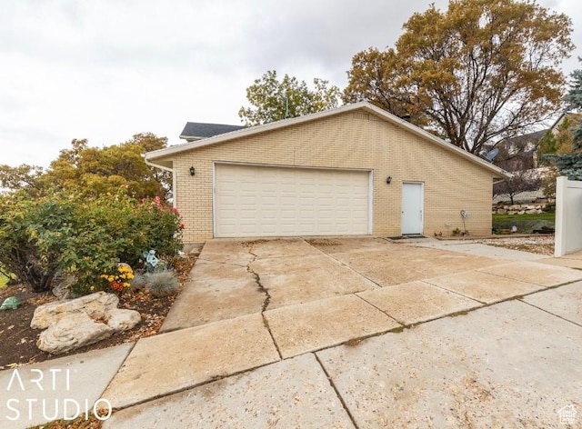 exterior space featuring driveway