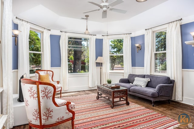 197 N 200 W, Kanab, UT 84741 - sunroom featuring visible vents, plenty of natural light, a raised ceiling, and a ceiling fan