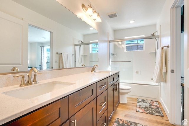 498 W 1225 N Unit 28, Cedar City, UT 84721 - bathroom with a sink, visible vents, wood finished floors, and double vanity