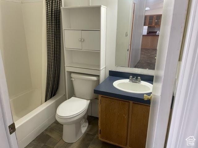 1315 N 2250 W, Roosevelt, UT 84066 - full bathroom with toilet, vanity, and shower / tub combo with curtain