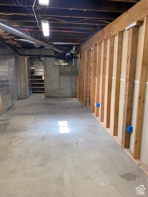 view of unfinished basement