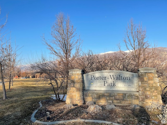 225 W Lyman Ln, Bountiful, UT 84010 - view of community sign
