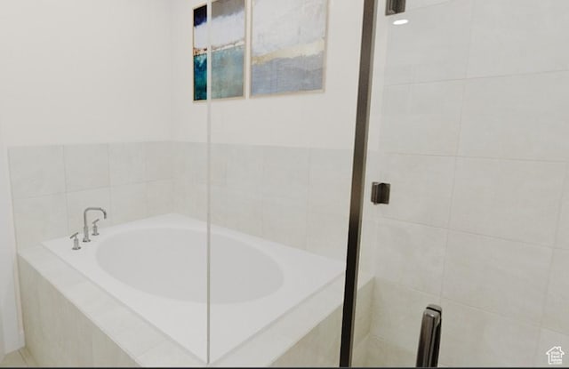2686 S 2430 W Unit 101, Syracuse, UT 84075 - bathroom featuring a garden tub and a stall shower