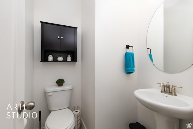 4672 W Tulip N, Cedar Hills, UT 84062 - half bathroom featuring toilet and a sink