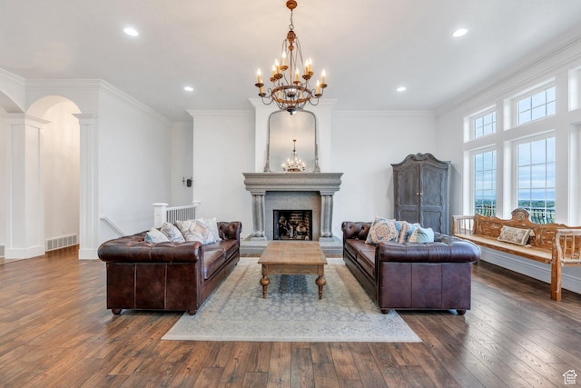 2382 S Spanish Oaks Dr, Spanish Fork, UT 84660 - living room featuring an inviting chandelier, wood-type flooring, recessed lighting, and visible vents
