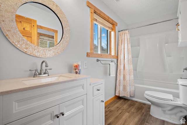 1762 S Hobblecreek Haven Rd, Springville, UT 84663 - full bathroom with wood finished floors, vanity, and shower / bath combo
