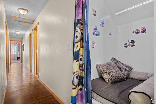 1762 S Hobblecreek Haven Rd, Springville, UT 84663 - hall featuring a textured ceiling and wood finished floors