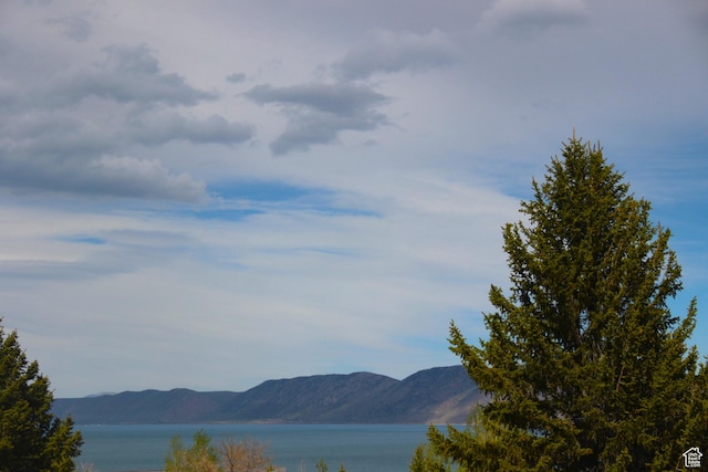 3223 S Nina Loop, Garden City, UT 84028 - property view of mountains featuring a water view