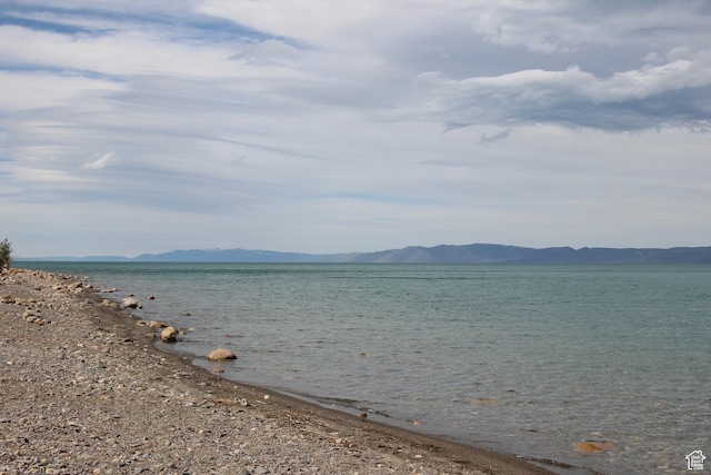 3223 S Nina Loop, Garden City, UT 84028 - water view featuring a mountain view and a view of the beach