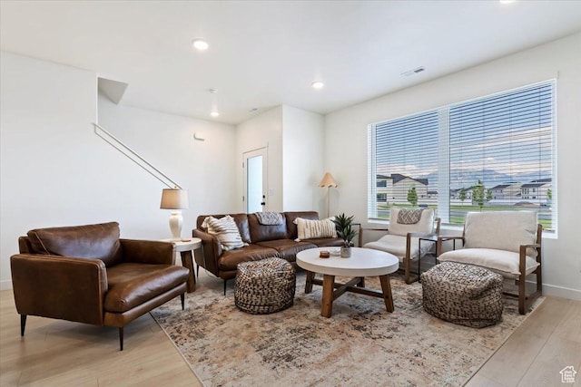 987 S 950 W, American Fork, UT 84003 - living area featuring visible vents, recessed lighting, light wood-type flooring, and baseboards