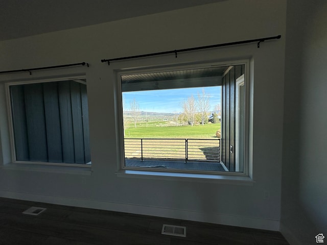 interior details with baseboards and visible vents