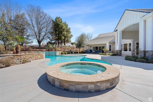 2917 S Old Farm Rd, Washington, UT 84780 - view of swimming pool featuring a patio area, a fenced in pool, and an in ground hot tub