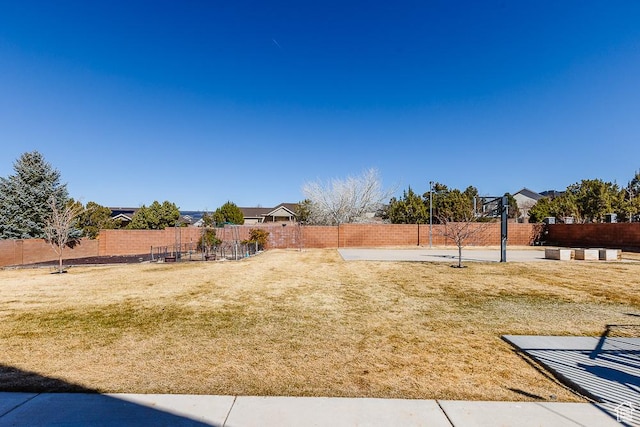 841 E Nichols Canyon Rd, Cedar City, UT 84721 - view of yard featuring a fenced backyard