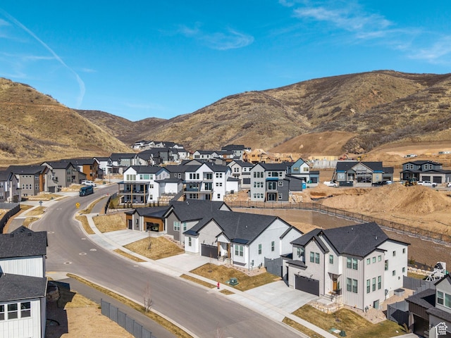 property view of mountains with a residential view