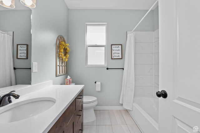 1984 S 4300 W, Ogden, UT 84401 - full bath featuring toilet, shower / bathtub combination with curtain, vanity, and baseboards