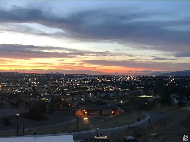 view of city featuring a mountain view