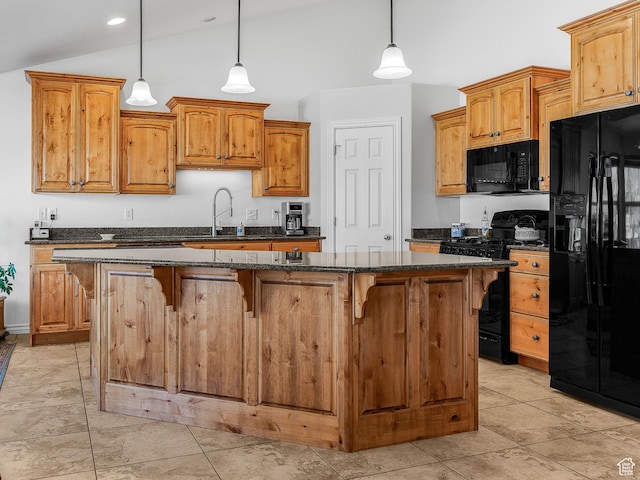 3265 N 1050 W, Pleasant View, UT 84414 - kitchen featuring a center island, a breakfast bar, lofted ceiling, black appliances, and a sink