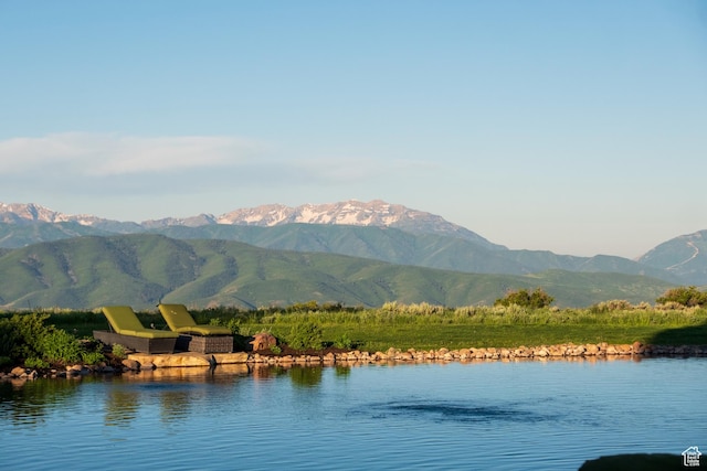 8376 E Aspen Rdg Unit 44, Heber City, UT 84032 - water view with a mountainous background