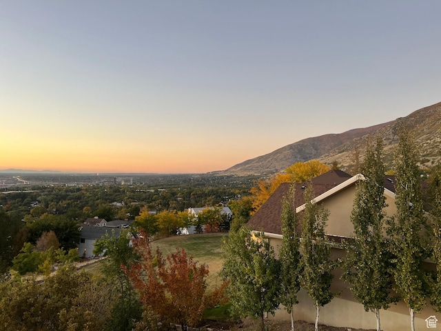 431 E Greystone Dr, Farmington, UT 84025 - mountain view