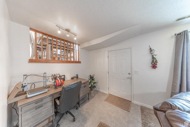 2350 N 720 W, Layton, UT 84041 - office space featuring a textured ceiling, visible vents, and baseboards