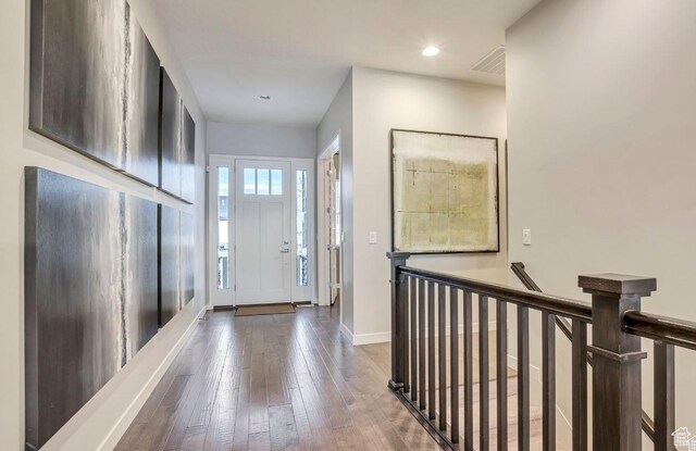 6211 W Wapiti Ridge Ln Unit 332, Herriman, UT 84096 - foyer entrance featuring hardwood / wood-style floors, recessed lighting, visible vents, and baseboards