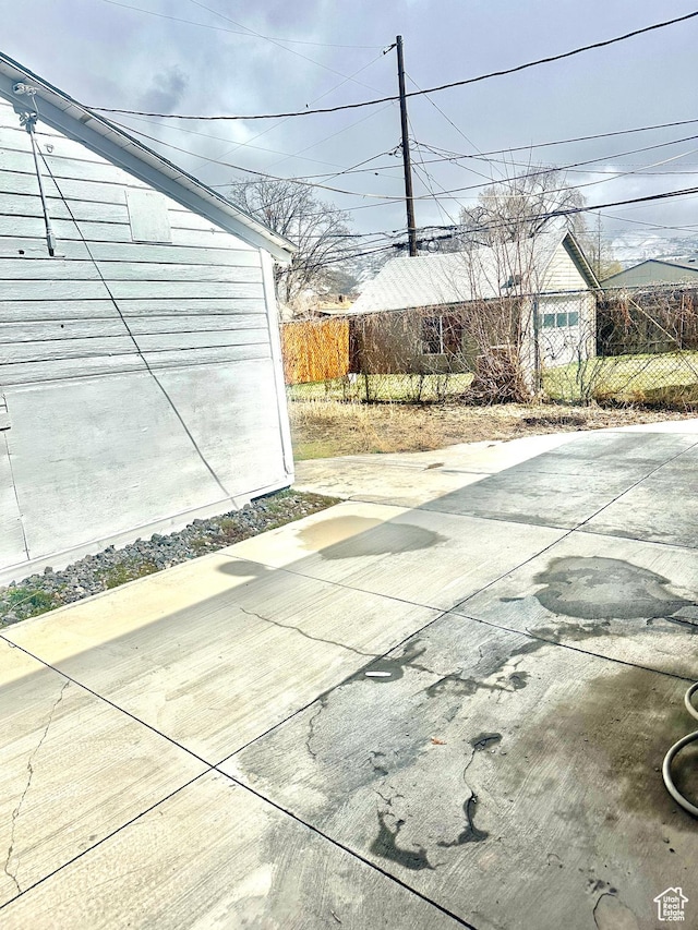 1022 W 400 N, Salt Lake City, UT 84116 - view of patio / terrace with fence